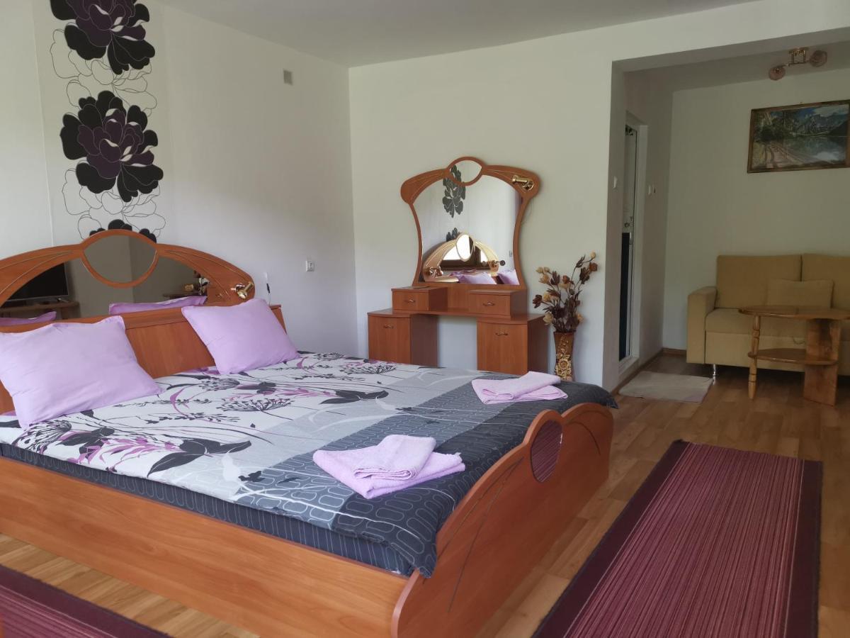 Guest House Milka Jagodina Kültér fotó