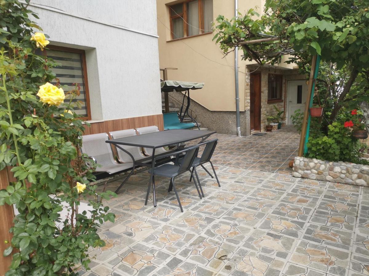 Guest House Milka Jagodina Kültér fotó